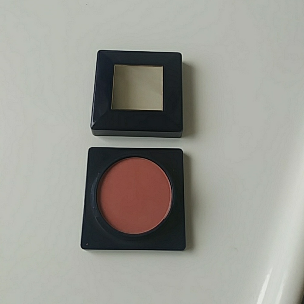 🎊3 for $13 Estee lauder blush